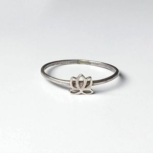 Sterling silver ring dainty little tiny lotus flower outline 925